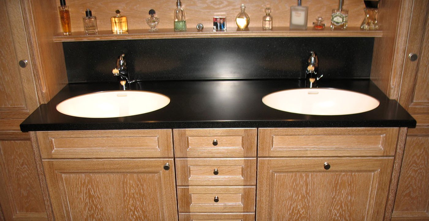 Meuble de salle de bain double vasque en chêne